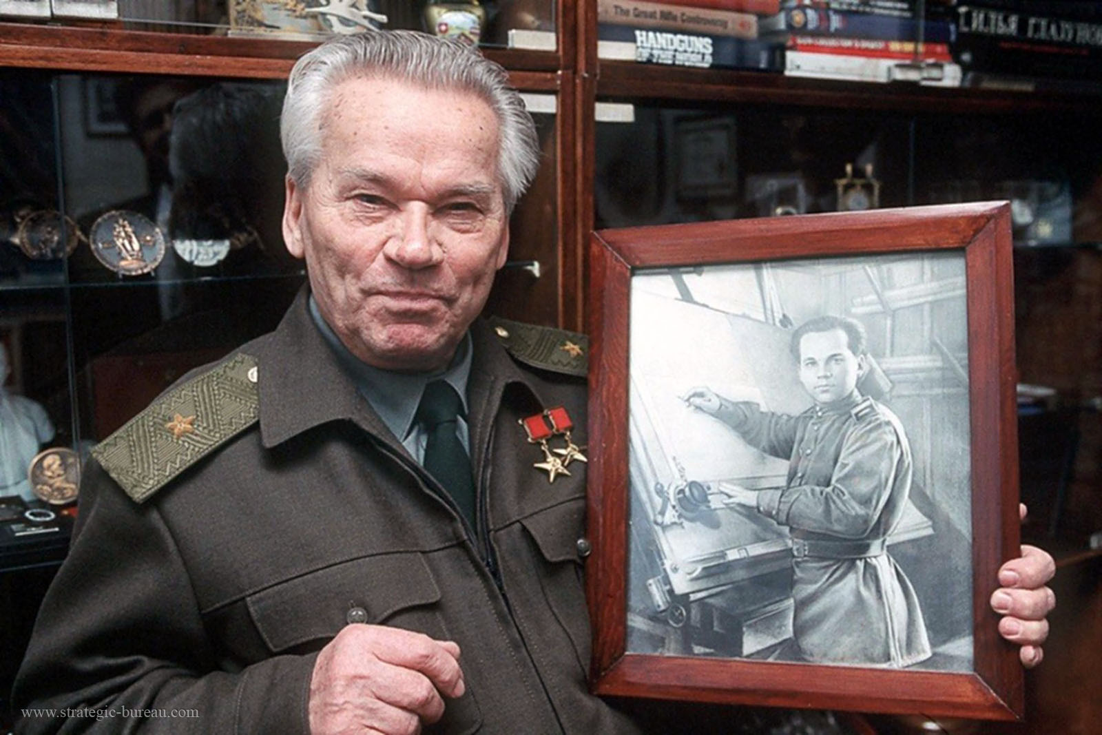 Vũ khí đầu tiên của nhà thiết kế súng huyền thoại Mikhail Kalashnikov

